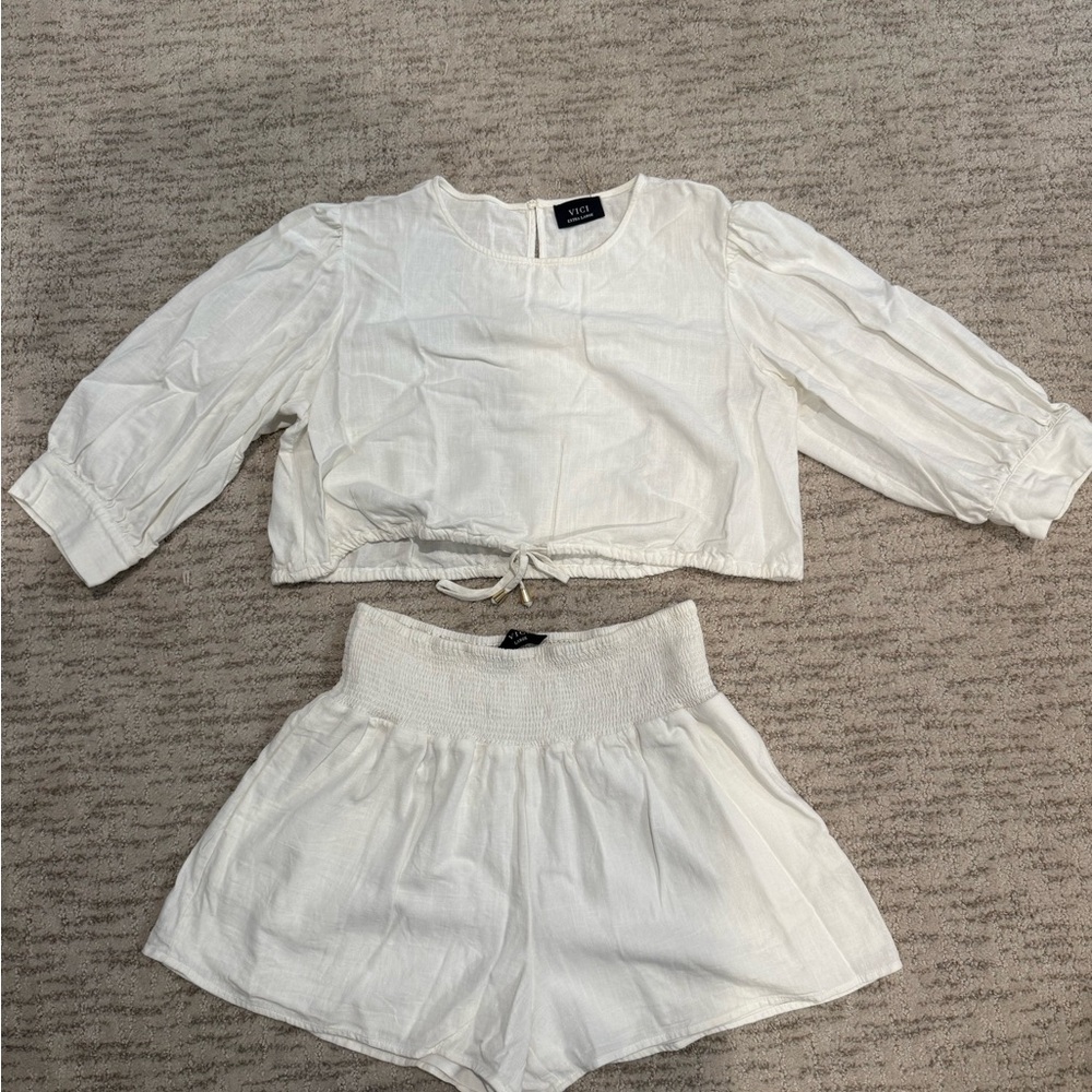 Vici Cream Textured Top